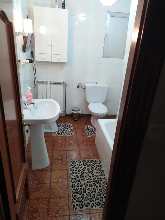 Habitacion Matrimonial Centro Ciudad Oviedo Eksteriør billede