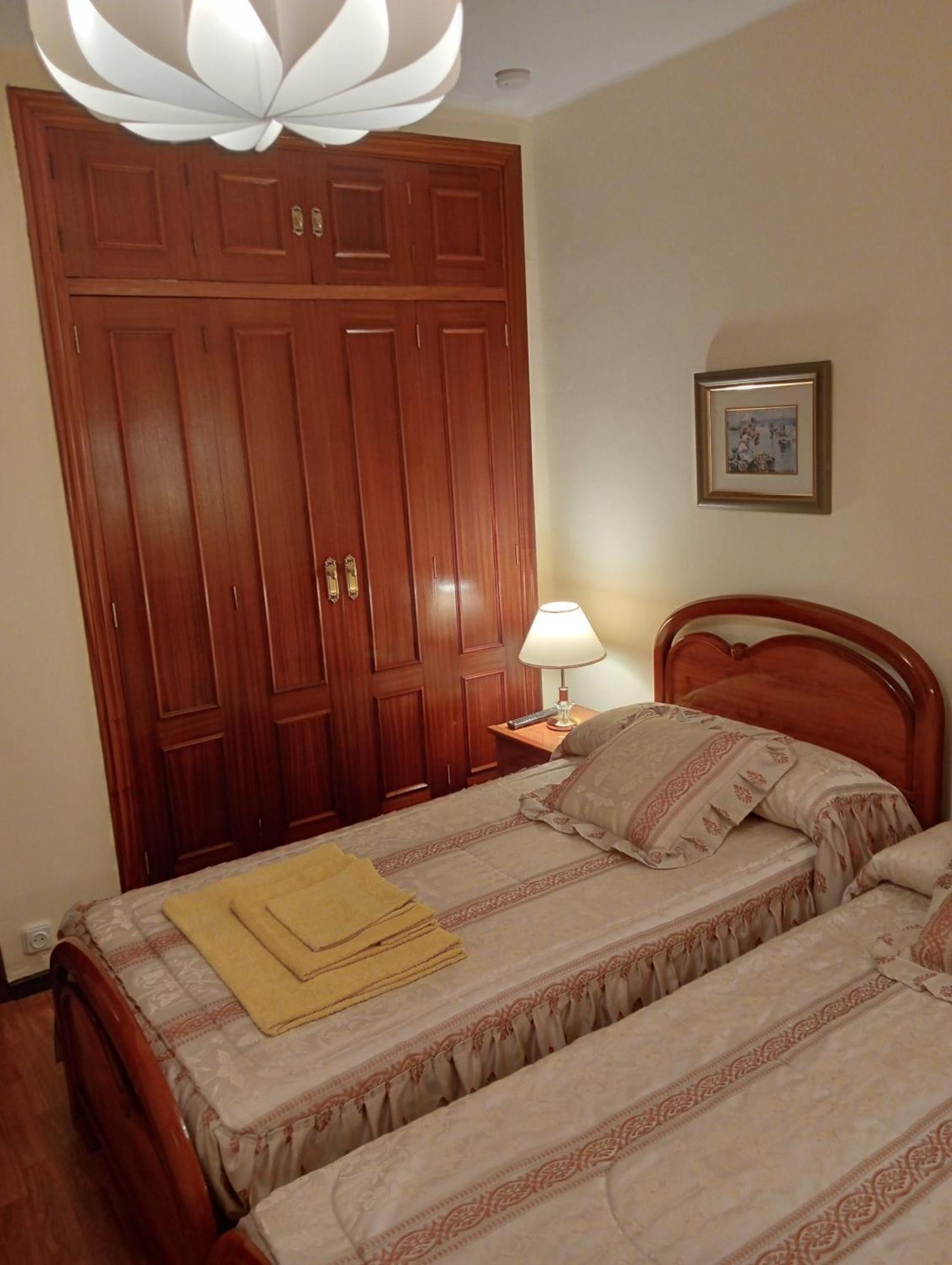 Habitacion Matrimonial Centro Ciudad Oviedo Eksteriør billede
